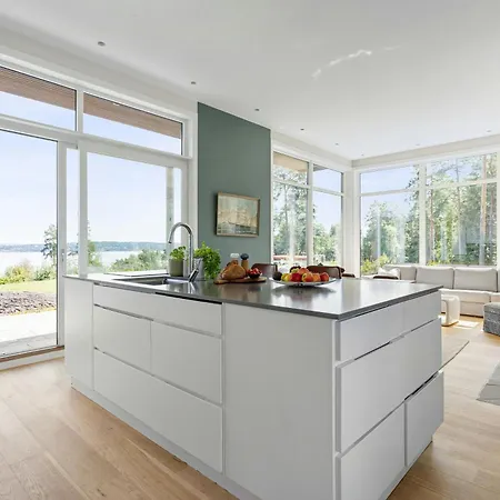 Spacious On Car-free Island With View Σπίτι διακοπών Høvik